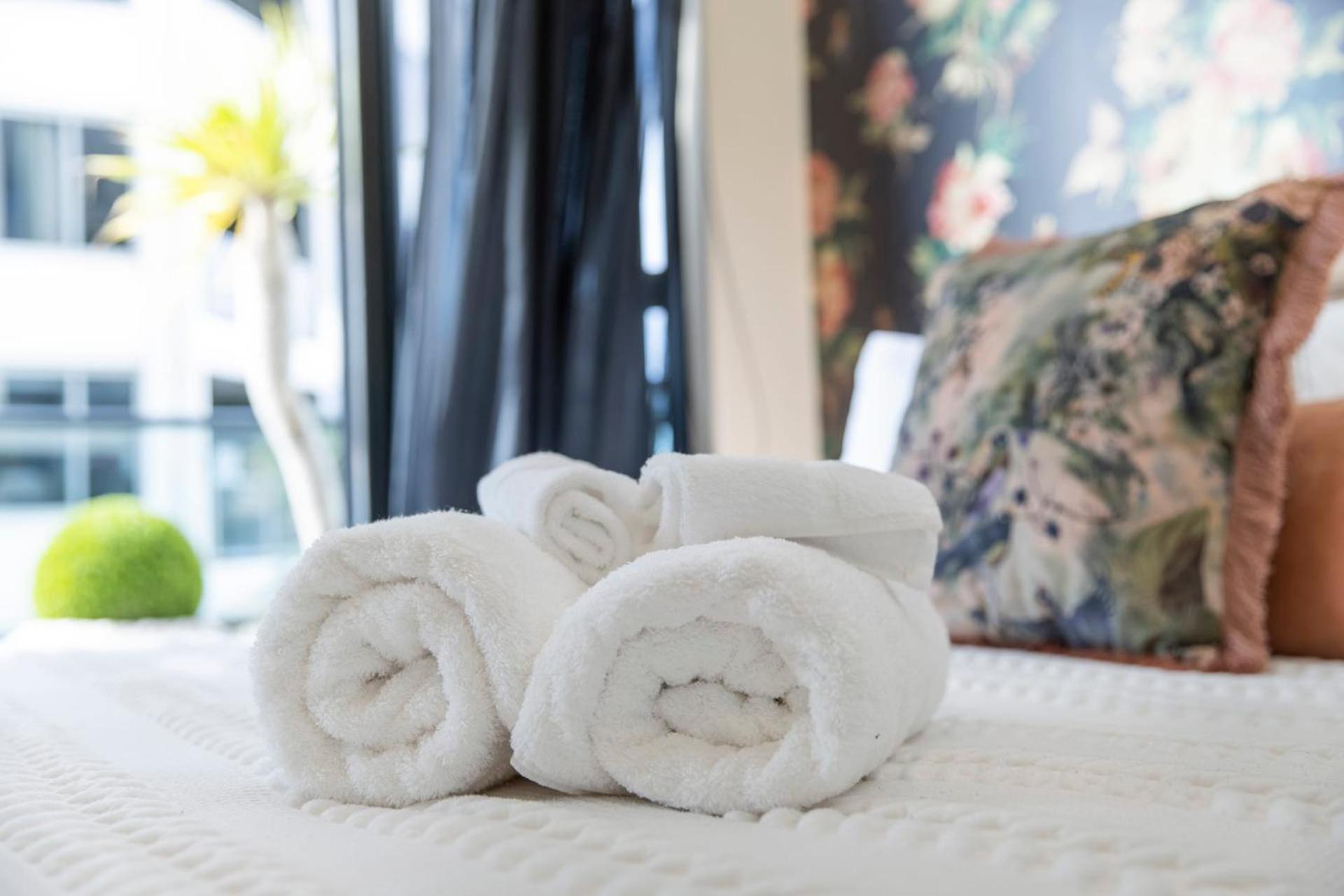 Marvelous Downtown Apartment Moments From Main Beach With Heated Pool, Gym And Parking Mount Maunganui Dış mekan fotoğraf
