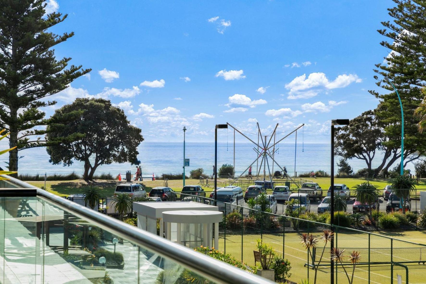 Marvelous Downtown Apartment Moments From Main Beach With Heated Pool, Gym And Parking Mount Maunganui Dış mekan fotoğraf